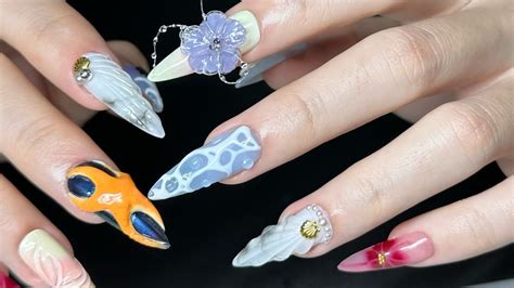 Lilly Nails Lounge .